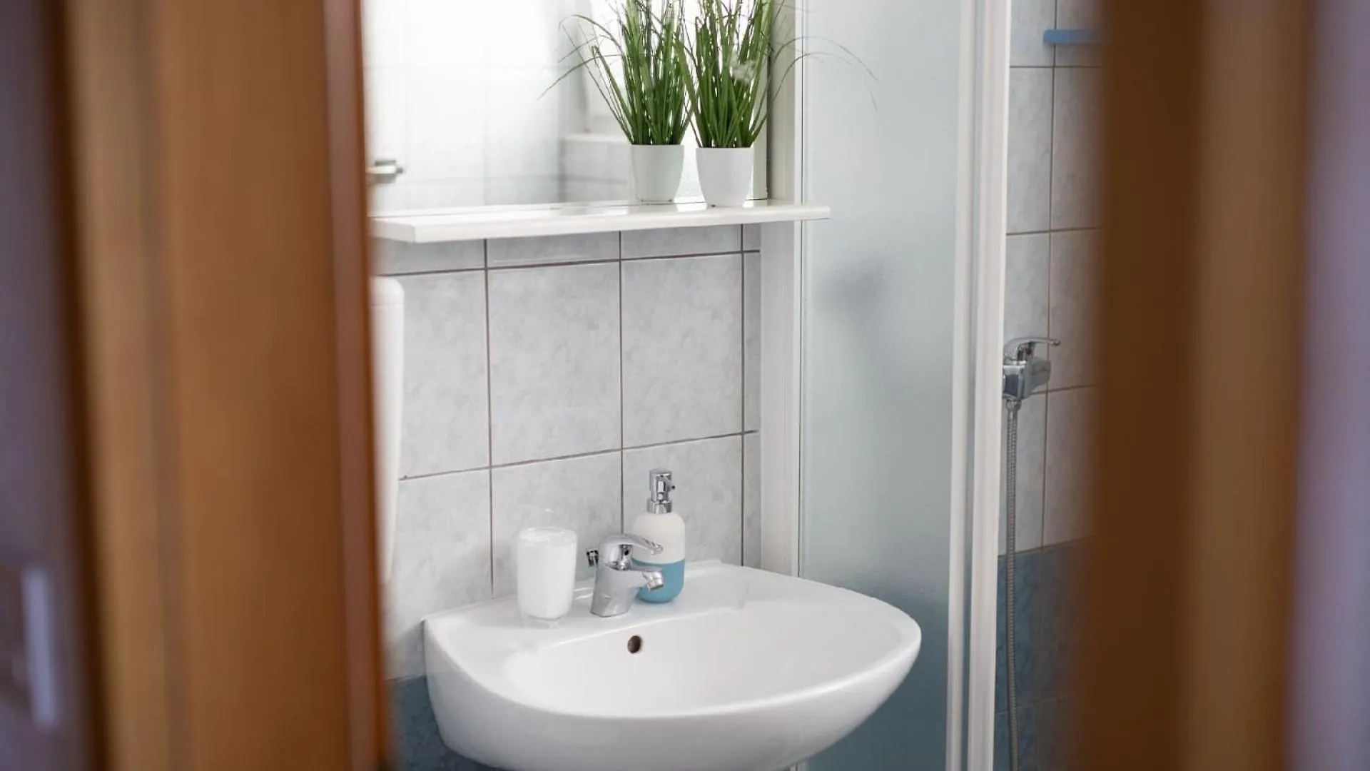 Apartment Ferienwohnung Fuer 4 Personen Ca 35 Qm In Njivice, Kvarner Bucht Krk