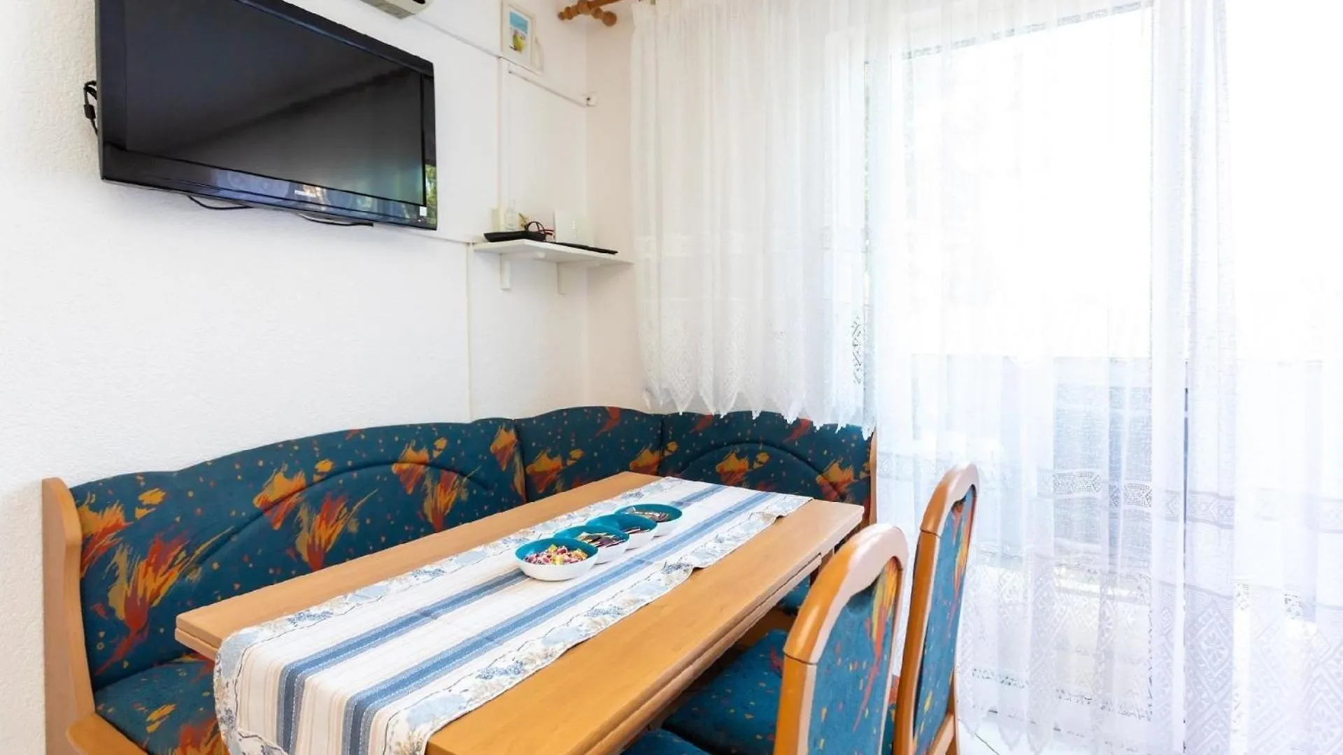 Ferienwohnung Fuer 4 Personen Ca 35 Qm In Njivice, Kvarner Bucht Krk